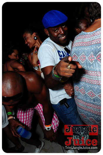 booze_premium_2013_pt1-216