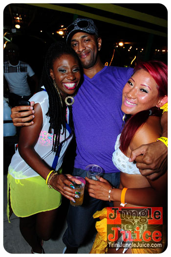 booze_premium_2013_pt1-254