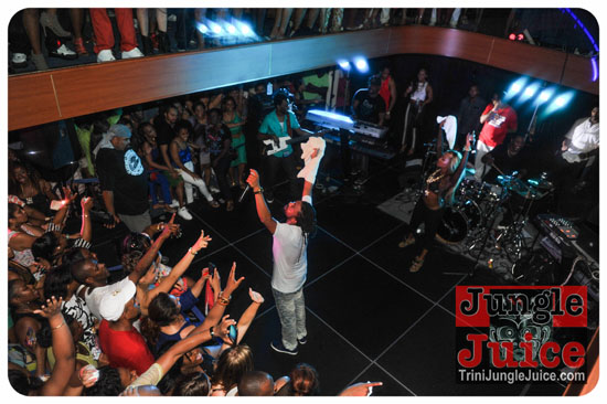 float_jun27-195
