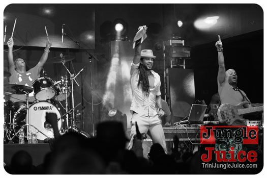 timeless_2013_part2-201