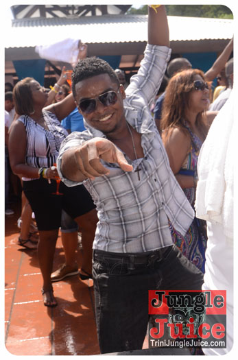 am_premium_2013-093