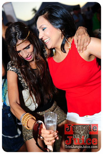 beach_house_carnival_2013_part1-195