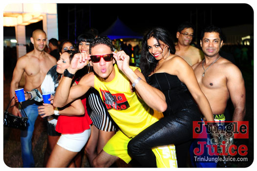 beach_house_carnival_2013_part3-175