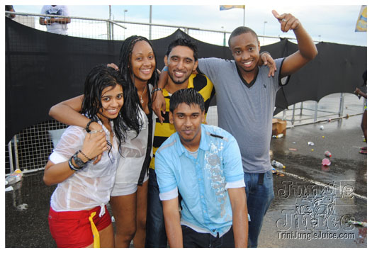 black_to_blue_2013-207