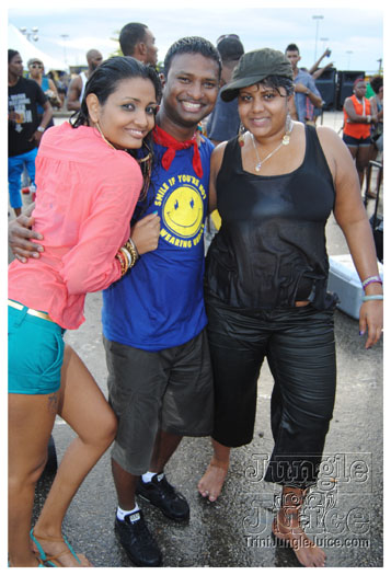 black_to_blue_2013-208