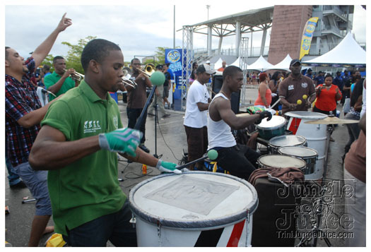 black_to_blue_2013-231