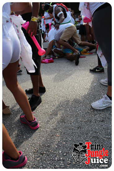 cayman_carnival_2014_part2-169