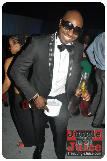 sparkle_2014-183