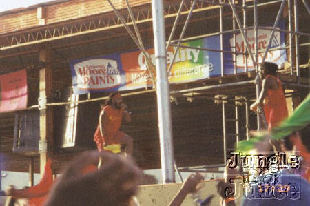 monC2K3-86