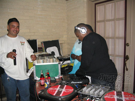 taboo+dc2004-085