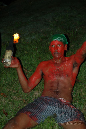 beach_house_carnival_2006-112