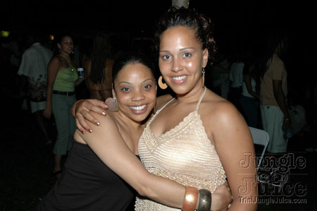 beach_house_carnival_2006-179