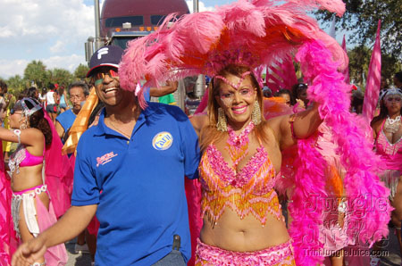 broward_carnival_2006_pt1-090