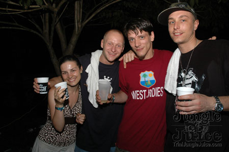 beach_house_carnival_2007-150