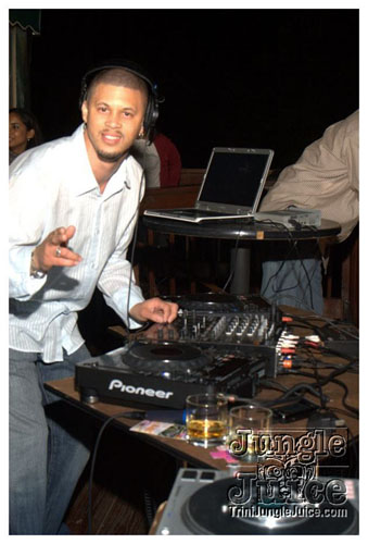 dv8_atl_2008-141