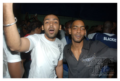 blue_range_cooler_fete_2009-054