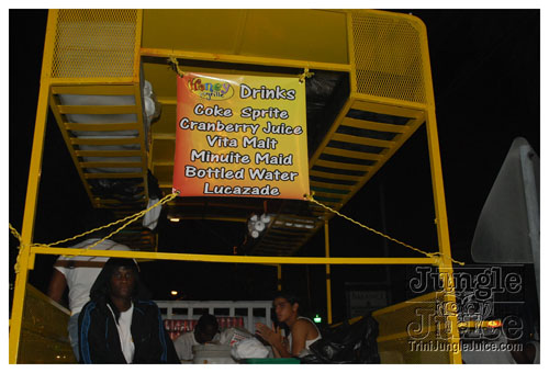 chocolate_city_jouvert_2009-003