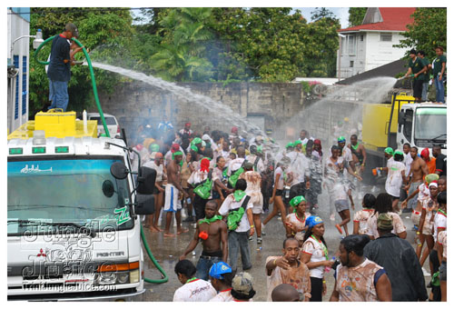 chocolate_city_jouvert_2009-119