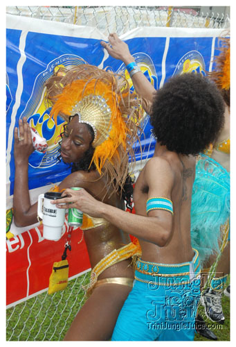 tribe_tue_2009_pt1-329