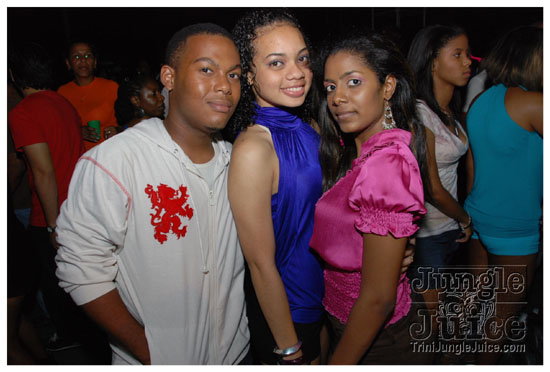 blue_range_cooler_fete_2010-040