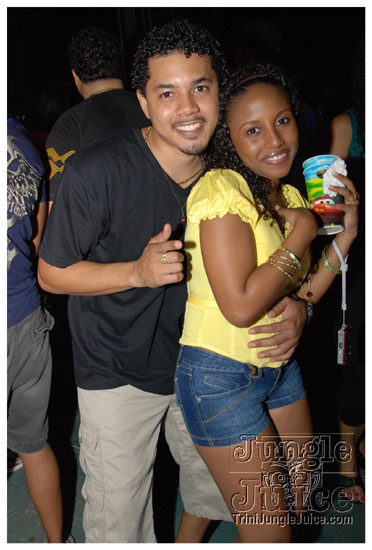 blue_range_cooler_fete_2010-057