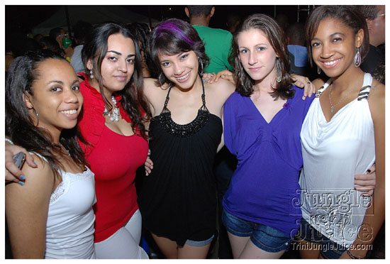 blue_range_cooler_fete_2010-121