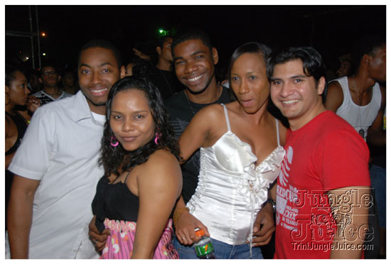 blue_range_cooler_fete_2010-189