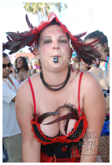 cayman_carnival_batabano_2010_pt2-193