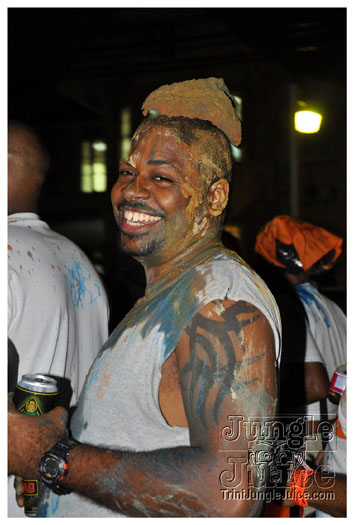 dirty_dozen_jouvert_2010-028