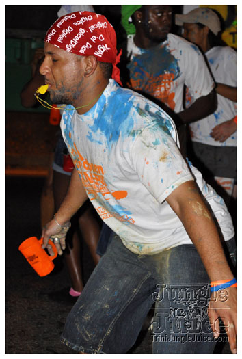 dirty_dozen_jouvert_2010-040