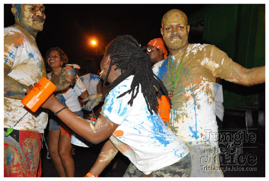 dirty_dozen_jouvert_2010-045