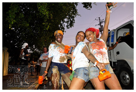 dirty_dozen_jouvert_2010-085