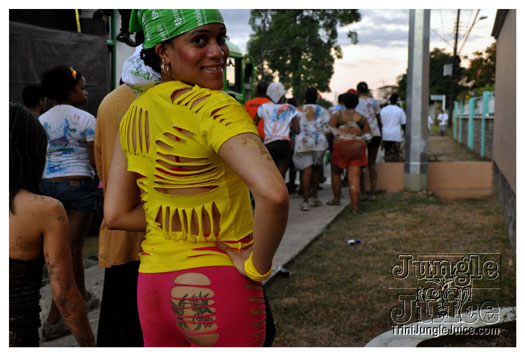 dirty_dozen_jouvert_2010-096