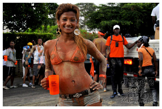 dirty_dozen_jouvert_2010-097