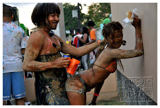 dirty_dozen_jouvert_2010-100