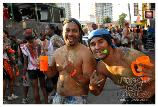 dirty_dozen_jouvert_2010-120