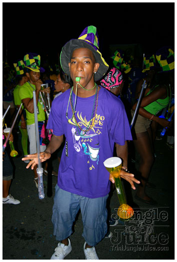 grenada_mon_night_mas_aug9-029