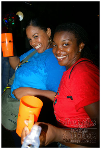 grenada_mon_night_mas_aug9-043