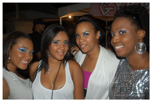 ladies_first_2010-228