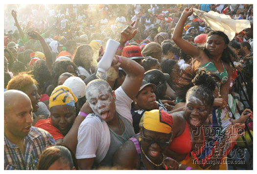 machel_six_flags_2010-157