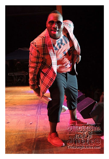 machel_six_flags_2010-255