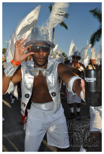 miami_cval_parade_2010_pt2-286