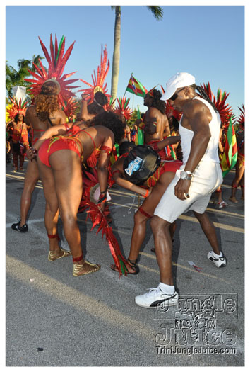 miami_cval_parade_2010_pt2-299
