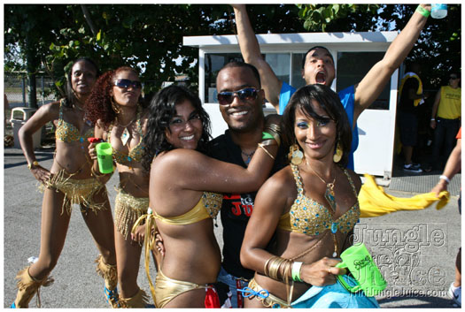 miami_cval_parade_2010_pt3-168