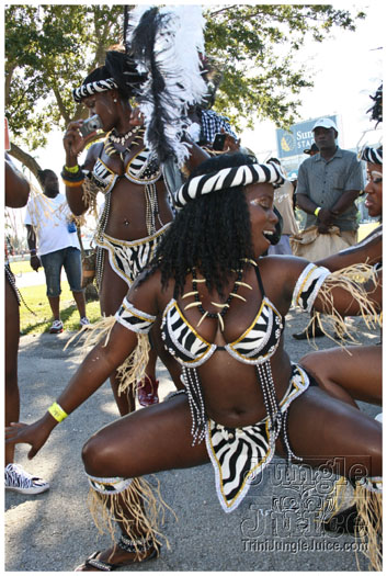 miami_cval_parade_2010_pt3-172