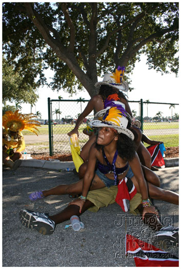 miami_cval_parade_2010_pt3-174