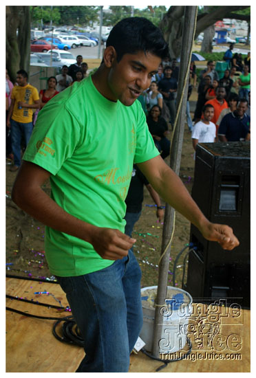 monkey_juice_campus_carnival_2010-028