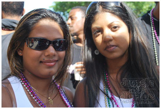 monkey_juice_campus_carnival_2010-055