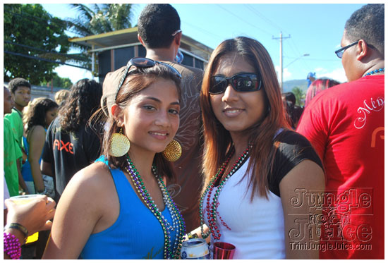 monkey_juice_campus_carnival_2010-096