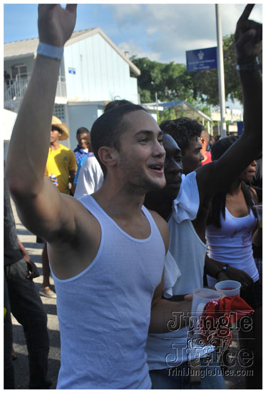 monkey_juice_campus_carnival_2010-119